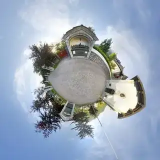 The advantage is: Crazy pictures... enter image description here